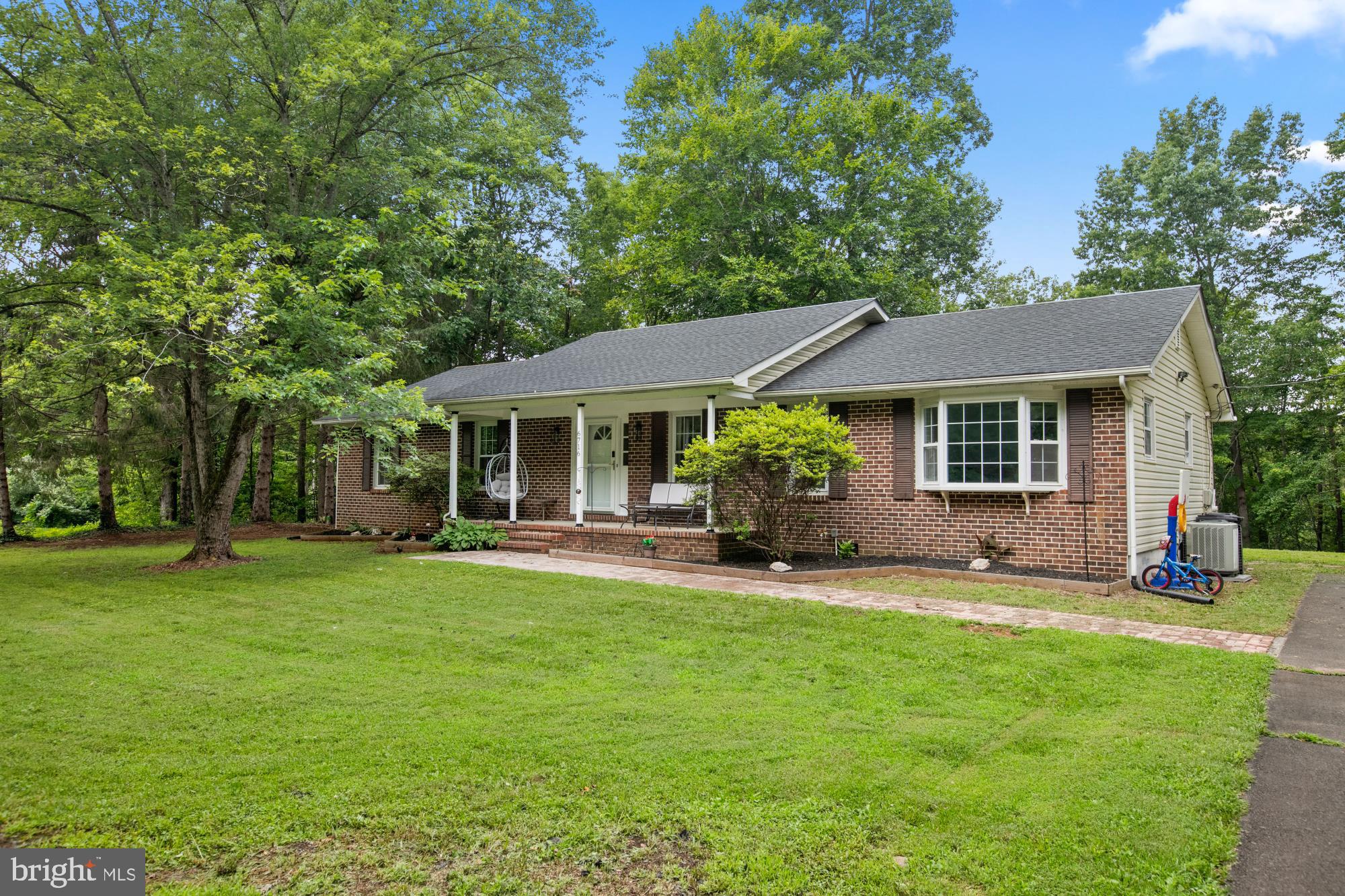 6716 River Road Manassas, VA 20111 - Photo 3 of 40