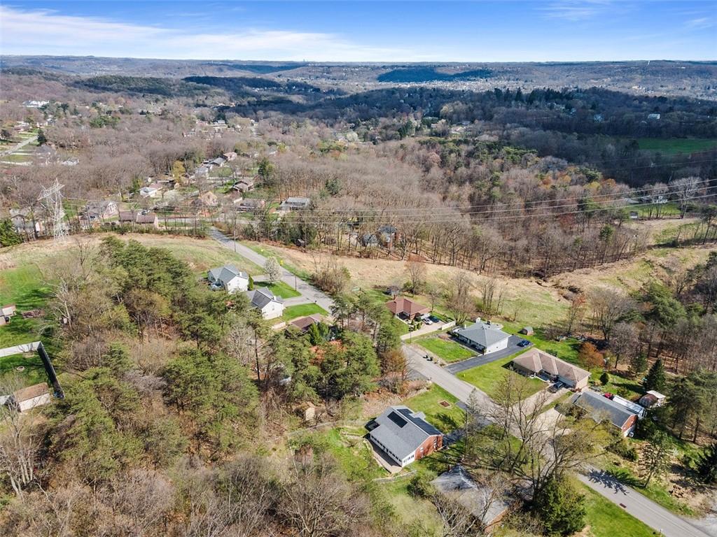 185 Ridgeview Drive Aliquippa, PA 15001 - Photo 36 of 41 Gallery Image 36