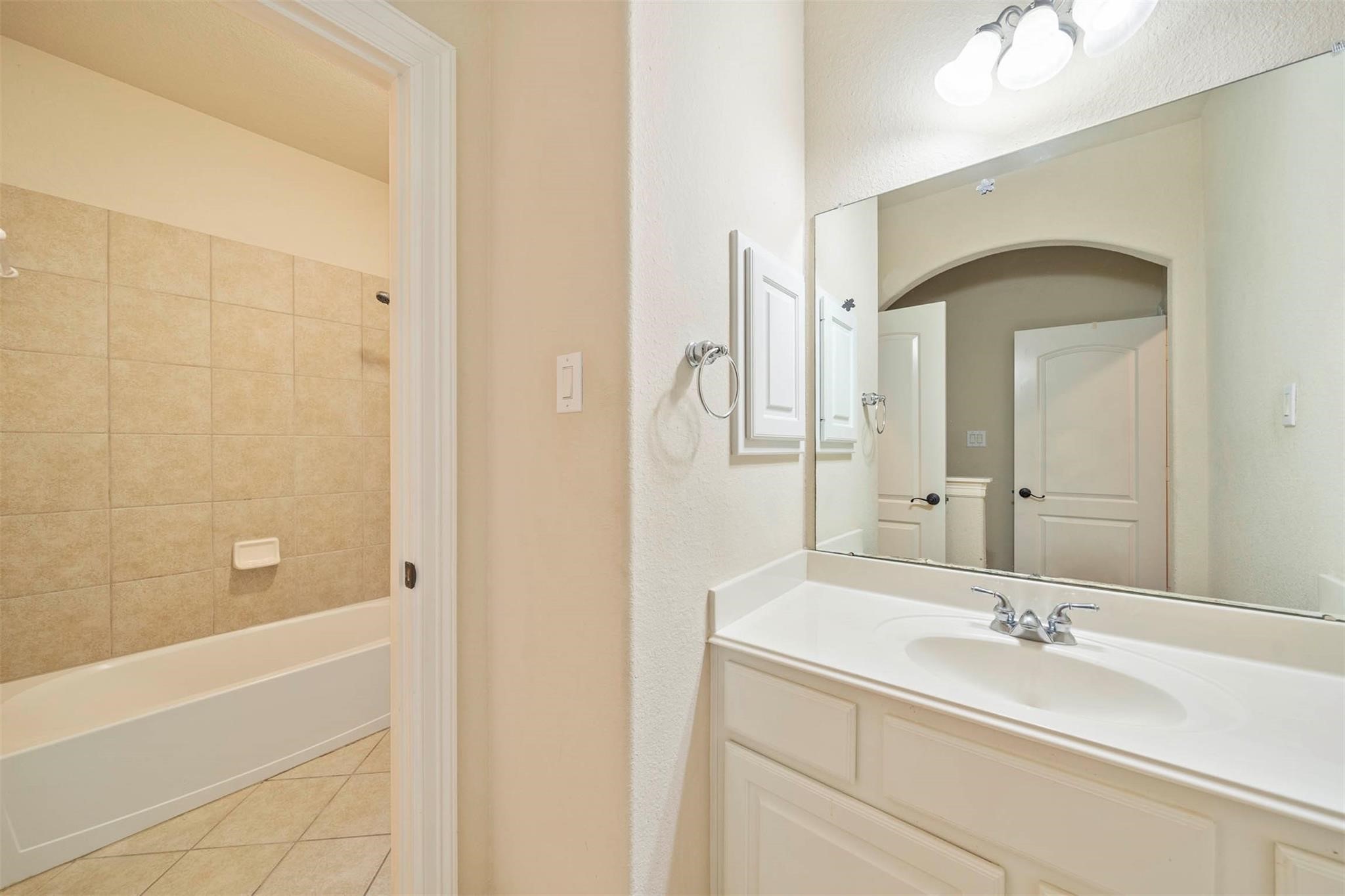 3 Etude Court Spring, TX 77382 - Photo 31 of 45