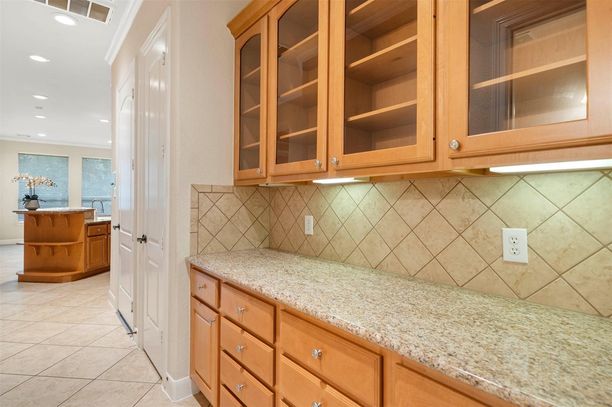3 Etude Court Spring, TX 77382 - Photo 10 of 45