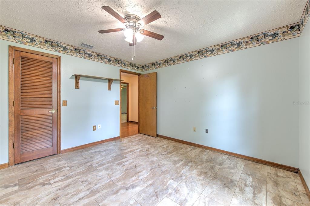 2102 Whitlock Place Dover, FL 33527 - Photo 23 of 45