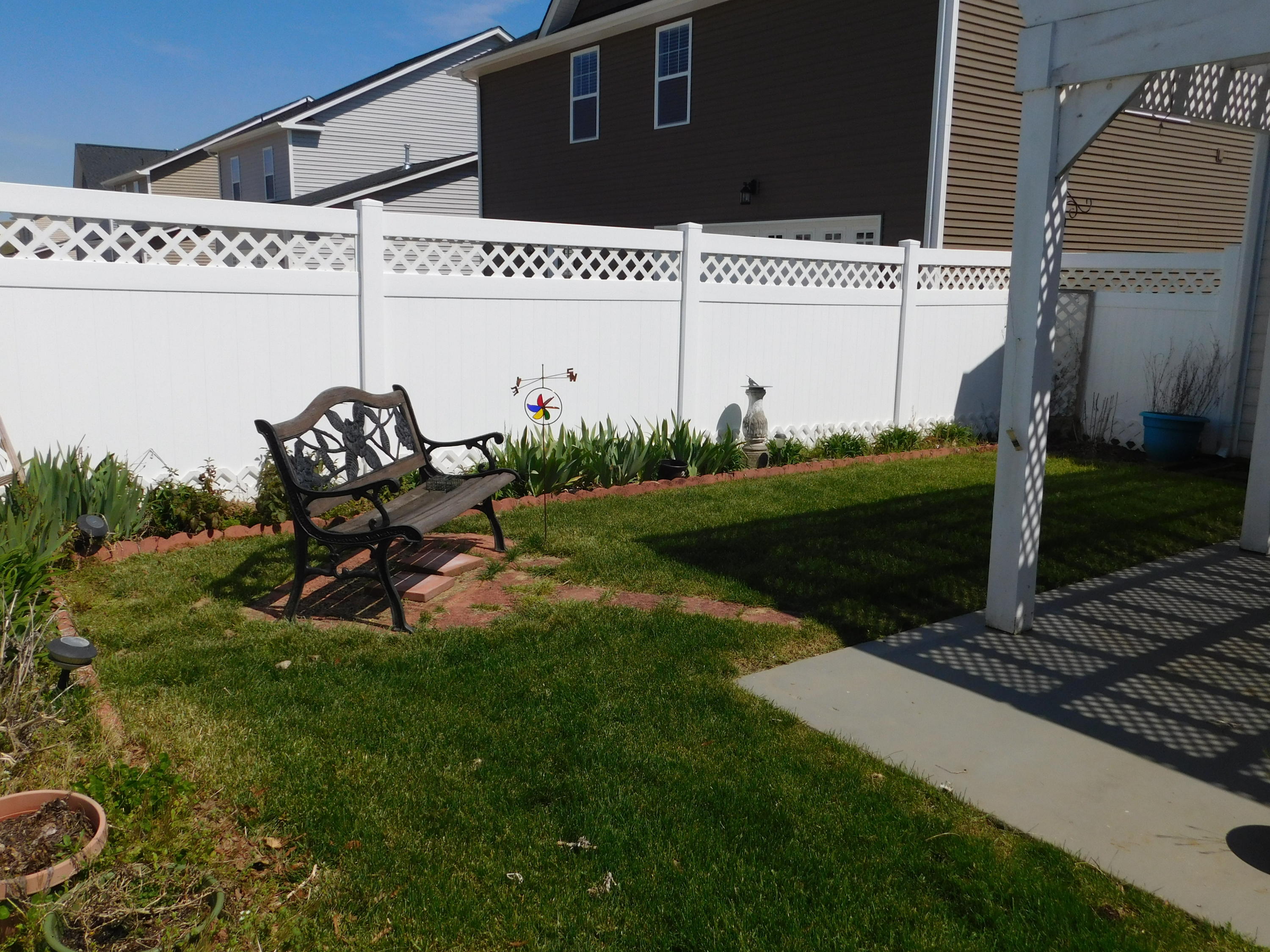 110 Fallberry Street Oak Ridge, TN 37830 - Photo 17 of 24 Backyard with Pergola