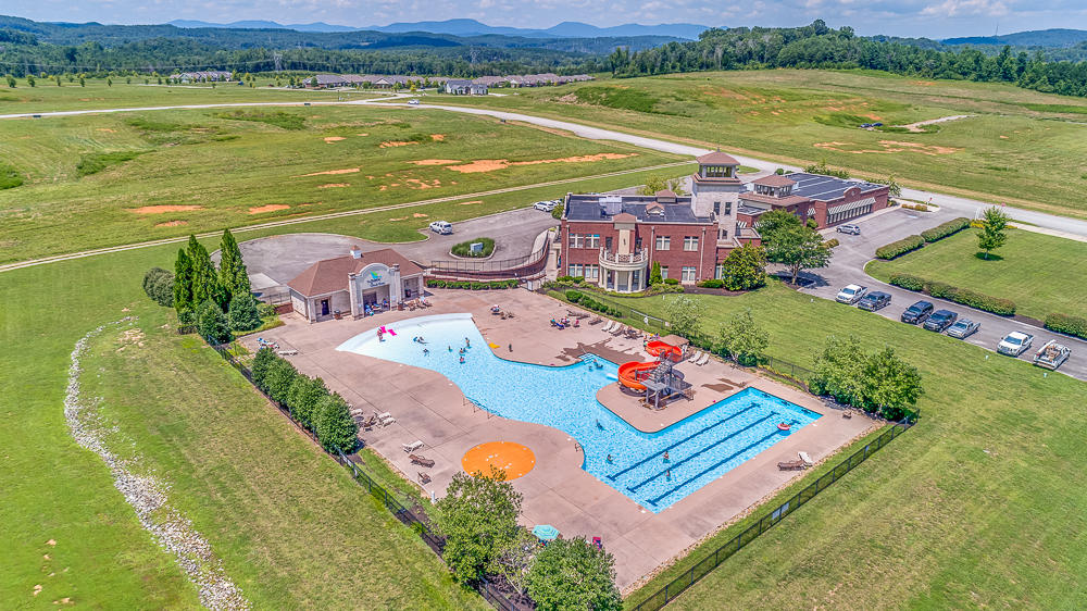 110 Fallberry Street Oak Ridge, TN 37830 - Photo 23 of 24 Outdoor Pool