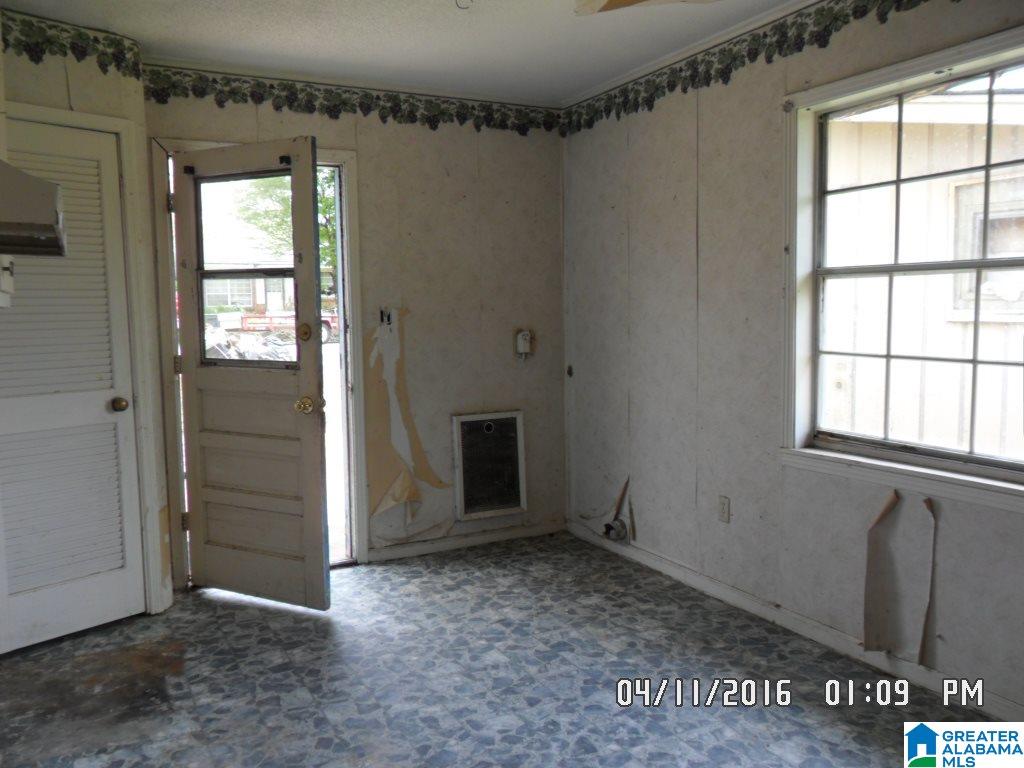 124 Lilly Street Clanton, AL 35045 - Photo 6 of 12