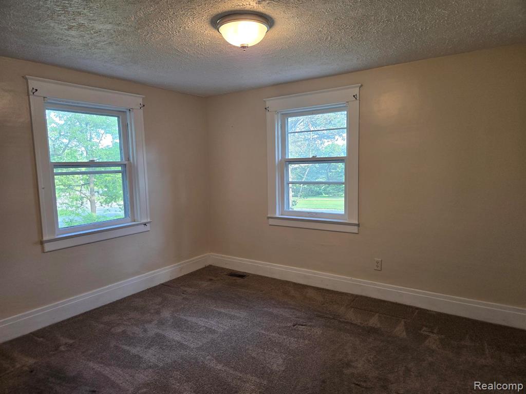 812 Academy Road Holly, MI 48442 - Photo 16 of 19