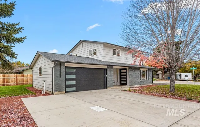 $664,500 | 670 Berwick Drive, Boise, ID 83706