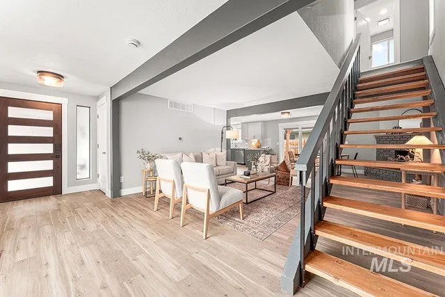 $664,500 | 670 Berwick Drive, Boise, ID 83706