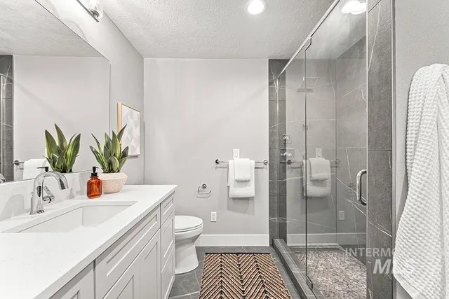 $664,500 | 670 Berwick Drive, Boise, ID 83706