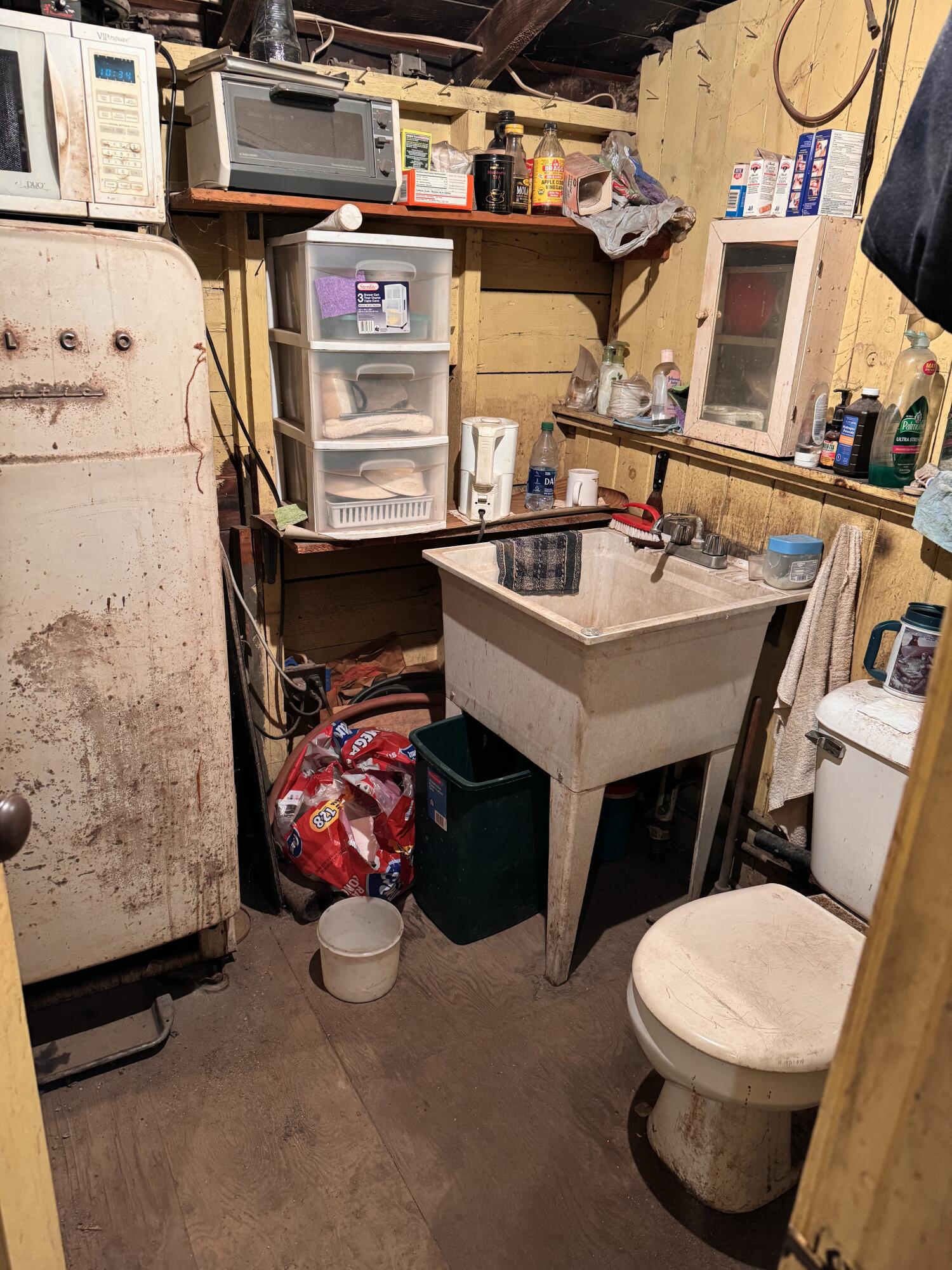 4 Parsonage Road North Yarmouth, ME 04097 - Photo 16 of 26 Garage 1/2 bath