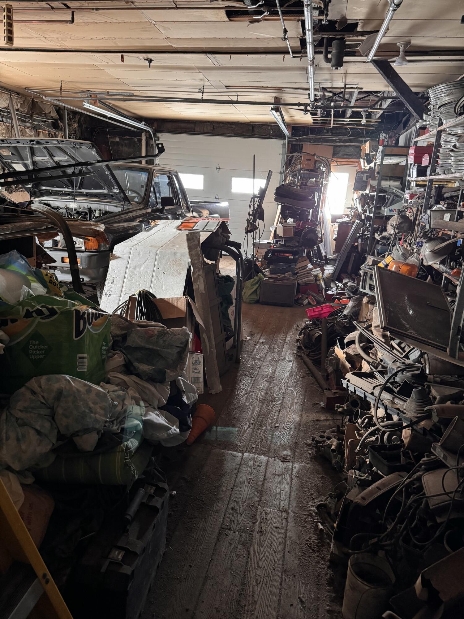 4 Parsonage Road North Yarmouth, ME 04097 - Photo 19 of 26 Apartment Garage