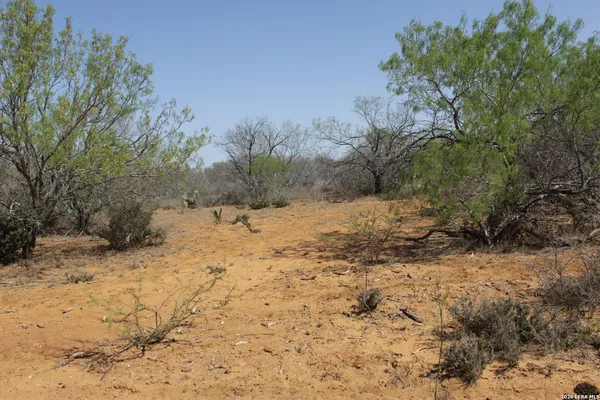 $2,570,000 | 200 Rogers Ranch Road, Big Wells, TX 78830