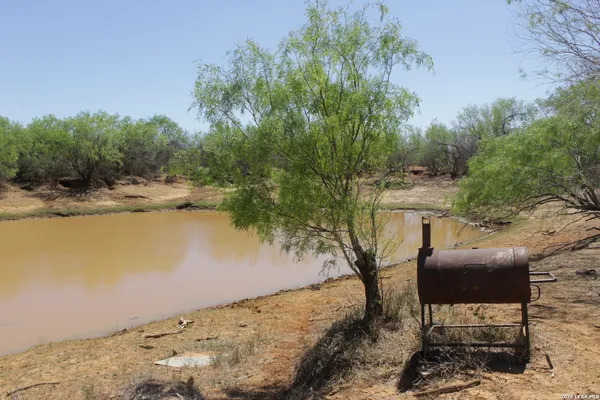 $2,570,000 | 200 Rogers Ranch Road, Big Wells, TX 78830