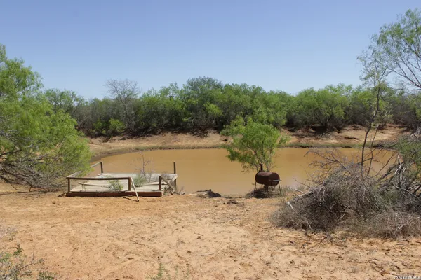 $2,570,000 | 200 Rogers Ranch Road, Big Wells, TX 78830