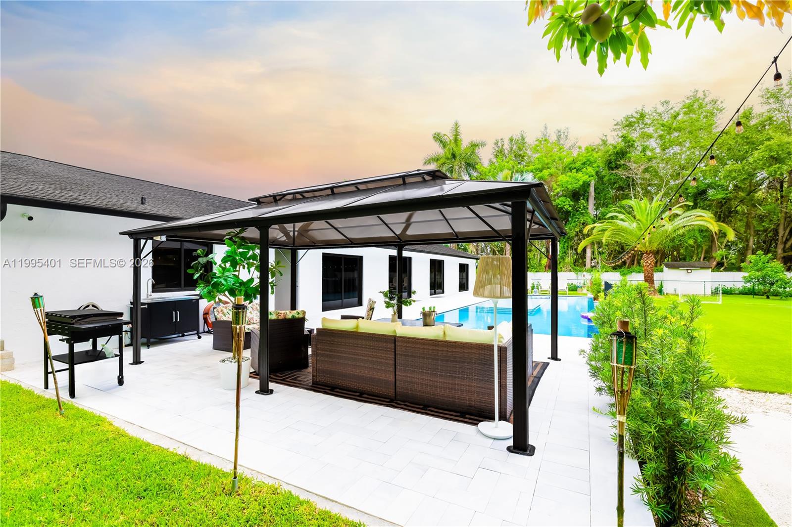 18840 Southwest 218th Street Miami, FL 33170 - Photo 15 of 99