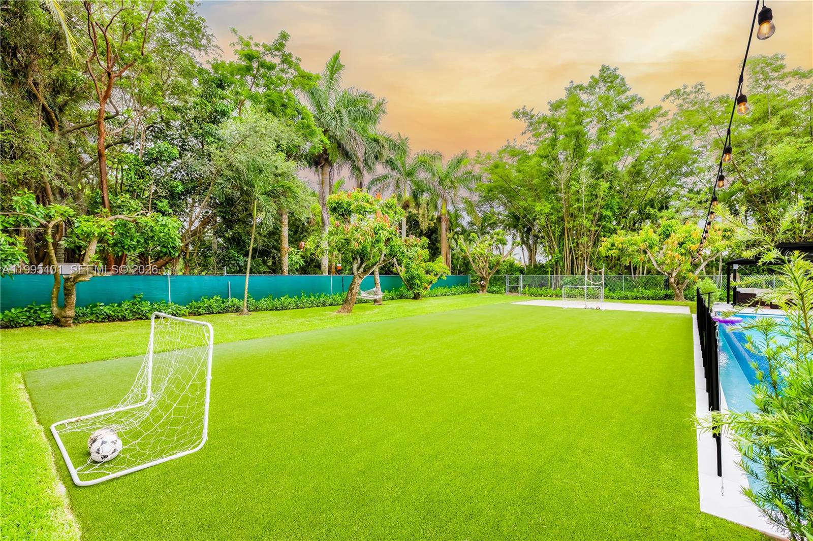 18840 Southwest 218th Street Miami, FL 33170 - Photo 16 of 99