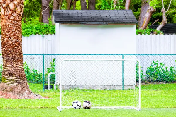 $1,600,000 | 18840 Southwest 218th Street, Miami, FL 33170