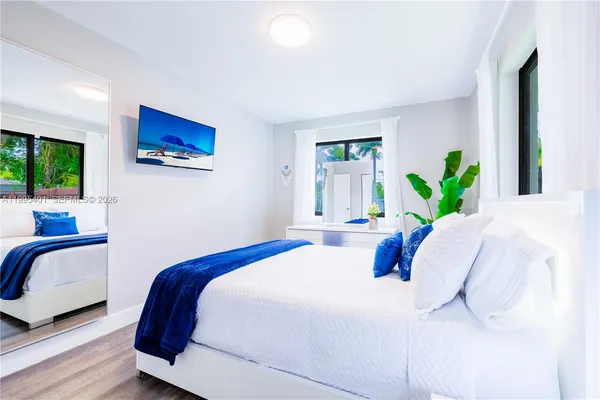 $1,600,000 | 18840 Southwest 218th Street, Miami, FL 33170