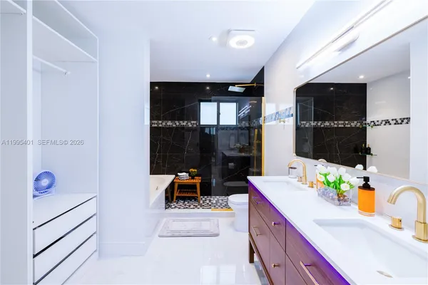 $1,600,000 | 18840 Southwest 218th Street, Miami, FL 33170