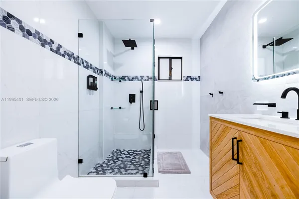 $1,600,000 | 18840 Southwest 218th Street, Miami, FL 33170