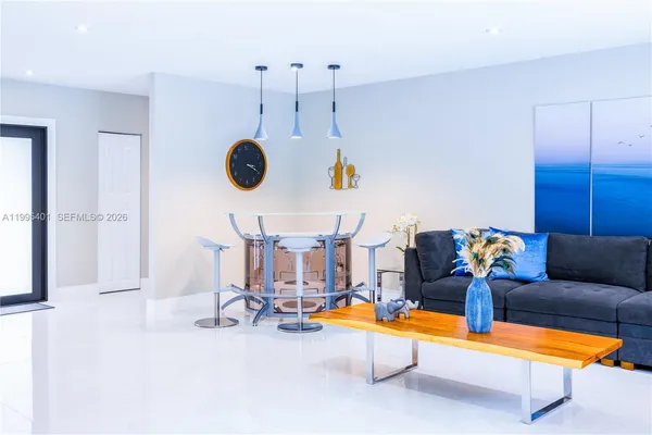 $1,600,000 | 18840 Southwest 218th Street, Miami, FL 33170