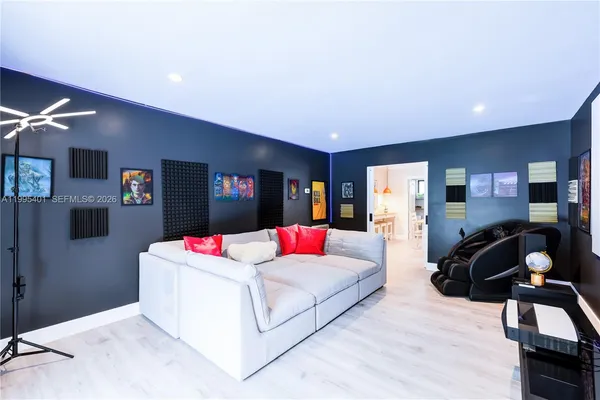 $1,600,000 | 18840 Southwest 218th Street, Miami, FL 33170