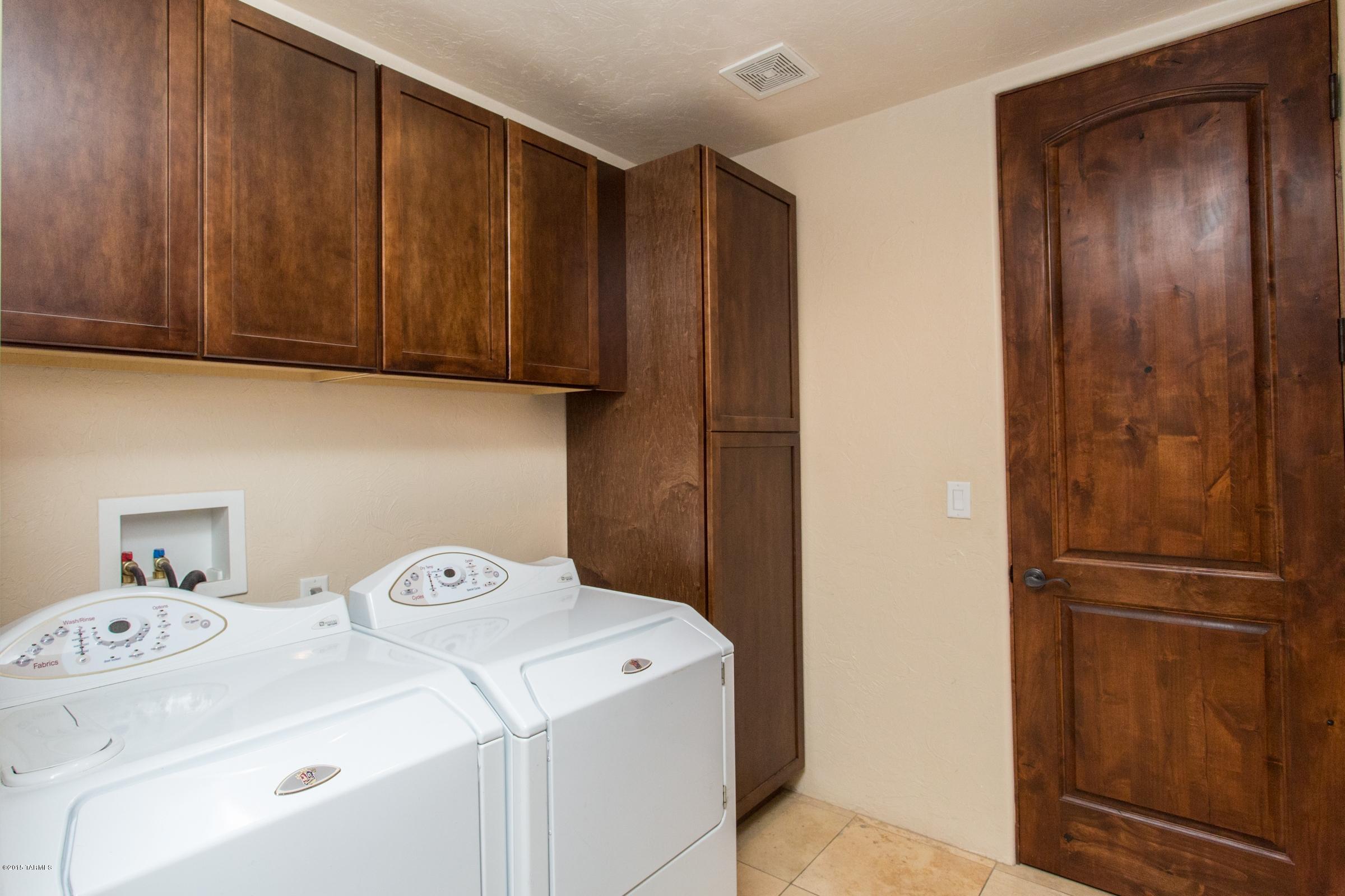 12057 North Solitude Ridge Place Tucson, AZ 85755 - Photo 41 of 45