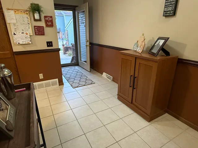 $267,500 | 411 South Lexington Parkway, DeForest, WI 53532