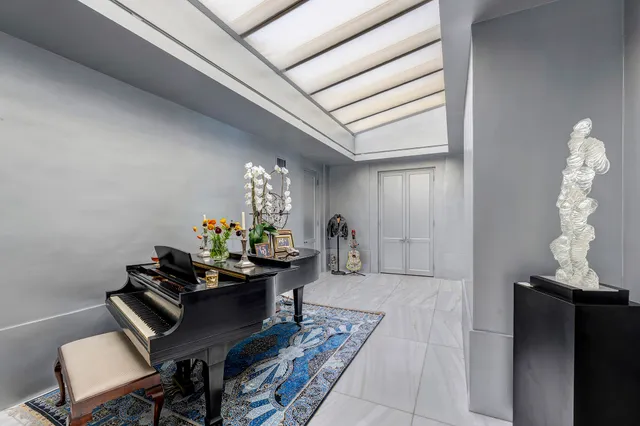 $5,999,000 | 1814 Larchmont Road, Houston, TX 77019