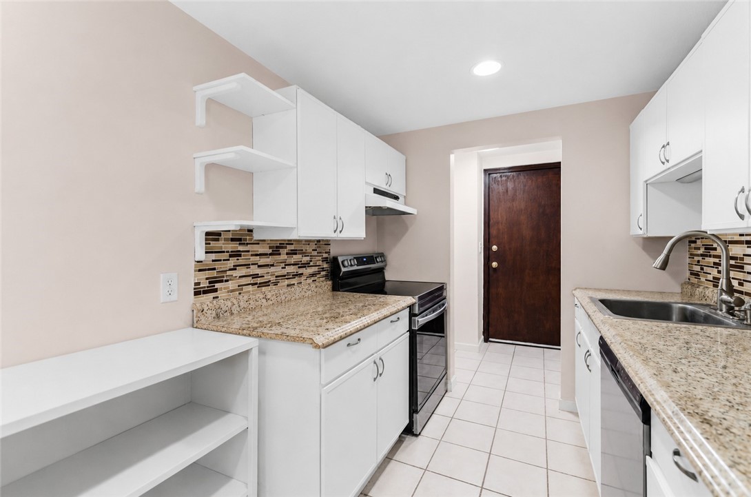 96 Main Street Foxboro, MA 02035 - Photo 5 of 30