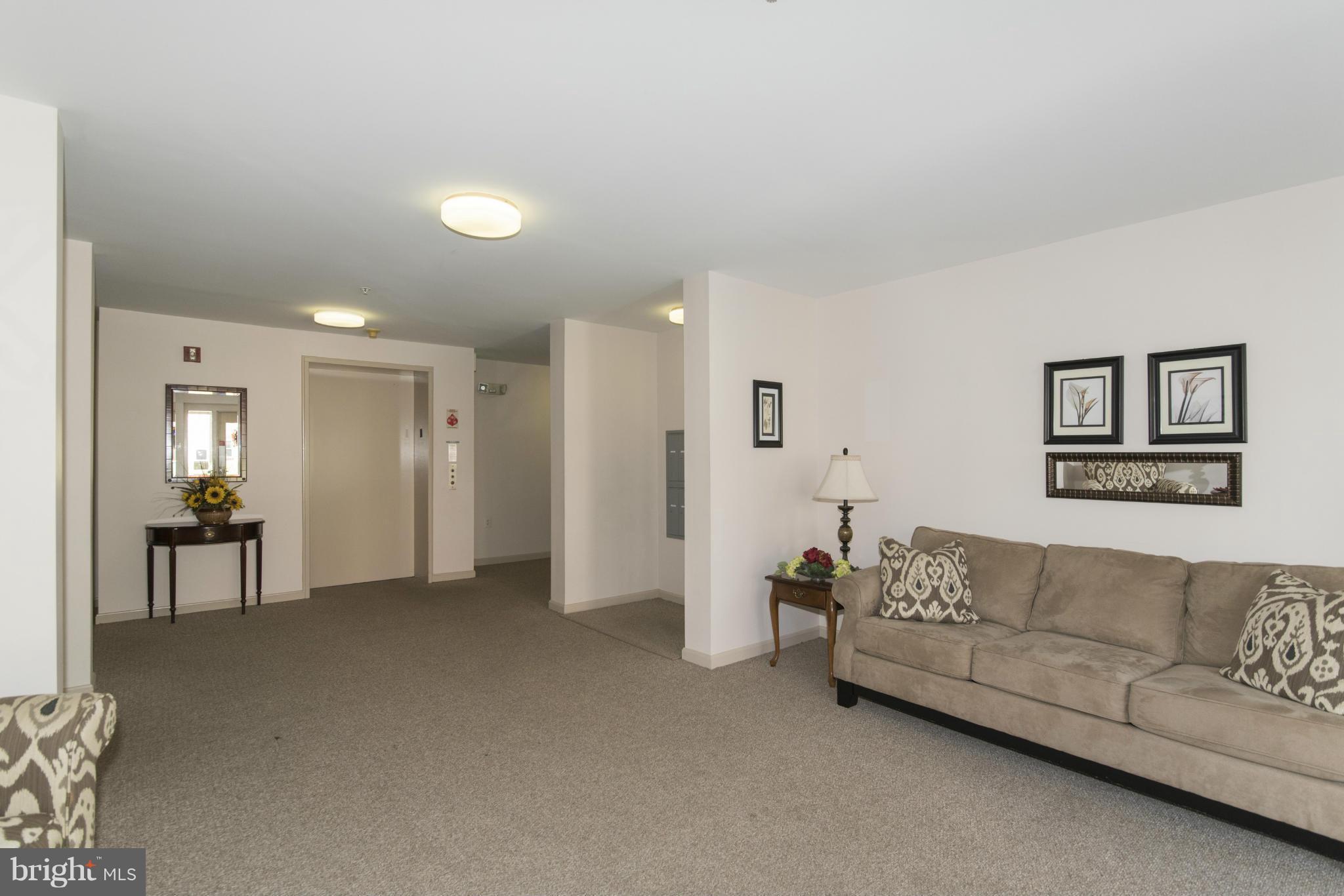 3901 Darleigh Road, Unit 2E Baltimore, MD 21236 - Photo 2 of 30 Main Entrance Lobby