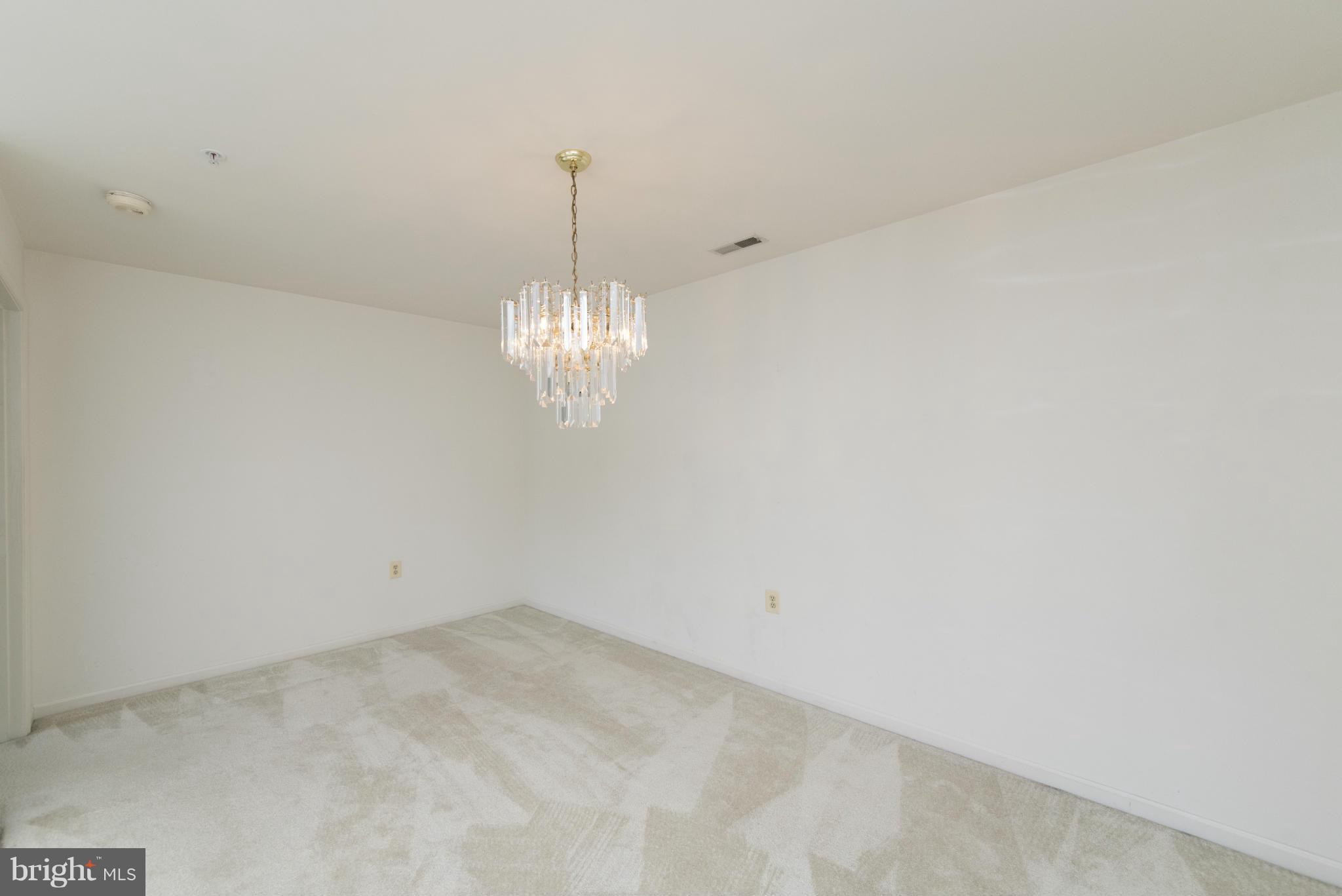 3901 Darleigh Road, Unit 2E Baltimore, MD 21236 - Photo 9 of 30 Dining Room
