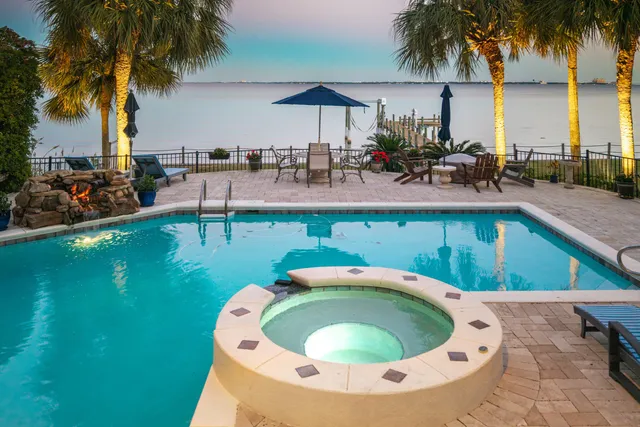 $3,450,000 | 7 Bay Cove Lane, Shalimar, FL 32579