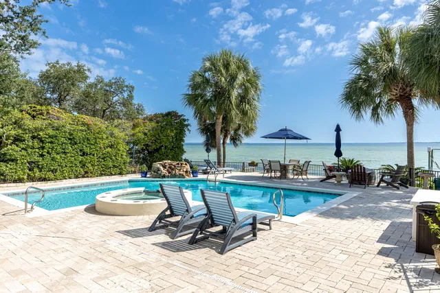 $3,450,000 | 7 Bay Cove Lane, Shalimar, FL 32579