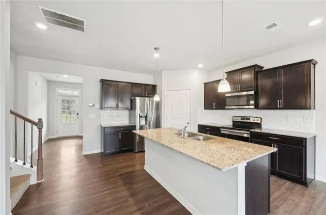 $2,900 | 6637 Bluffview Drive, Douglasville, GA 30134