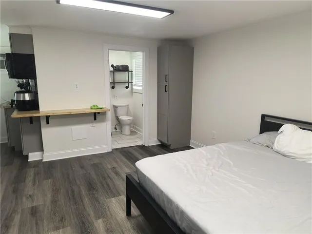 $1,300 | 1800 Stafford Street, Unit B, Gretna, LA 70053