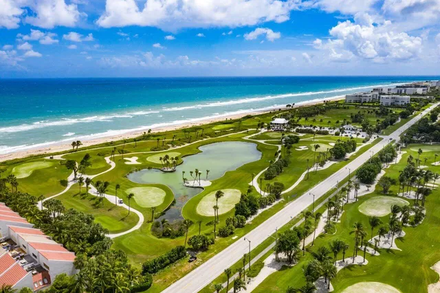 $2,599,000 | 2275 South Ocean Boulevard, Unit 206A, Palm Beach, FL 33480