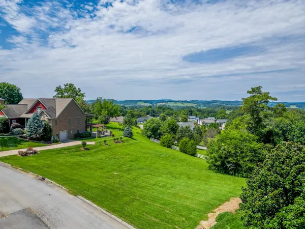$72,000 | 226 Sunset Ridge Court, Unit 9, Gray, TN 37615