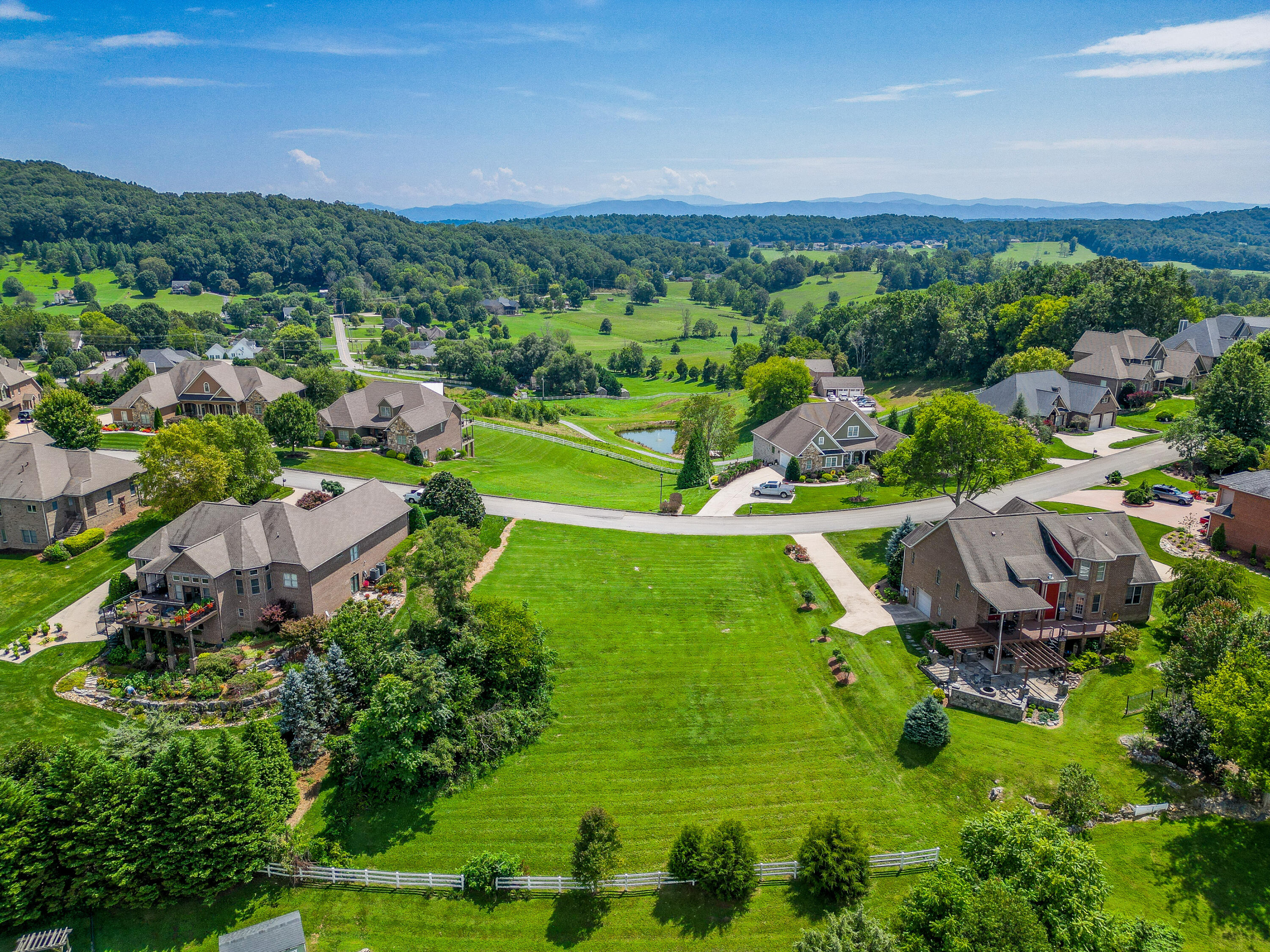 226 Sunset Ridge Court, Unit 9 Gray, TN 37615 - Photo 9 of 16 dji_fly_20230825_112536_155_169307335066
