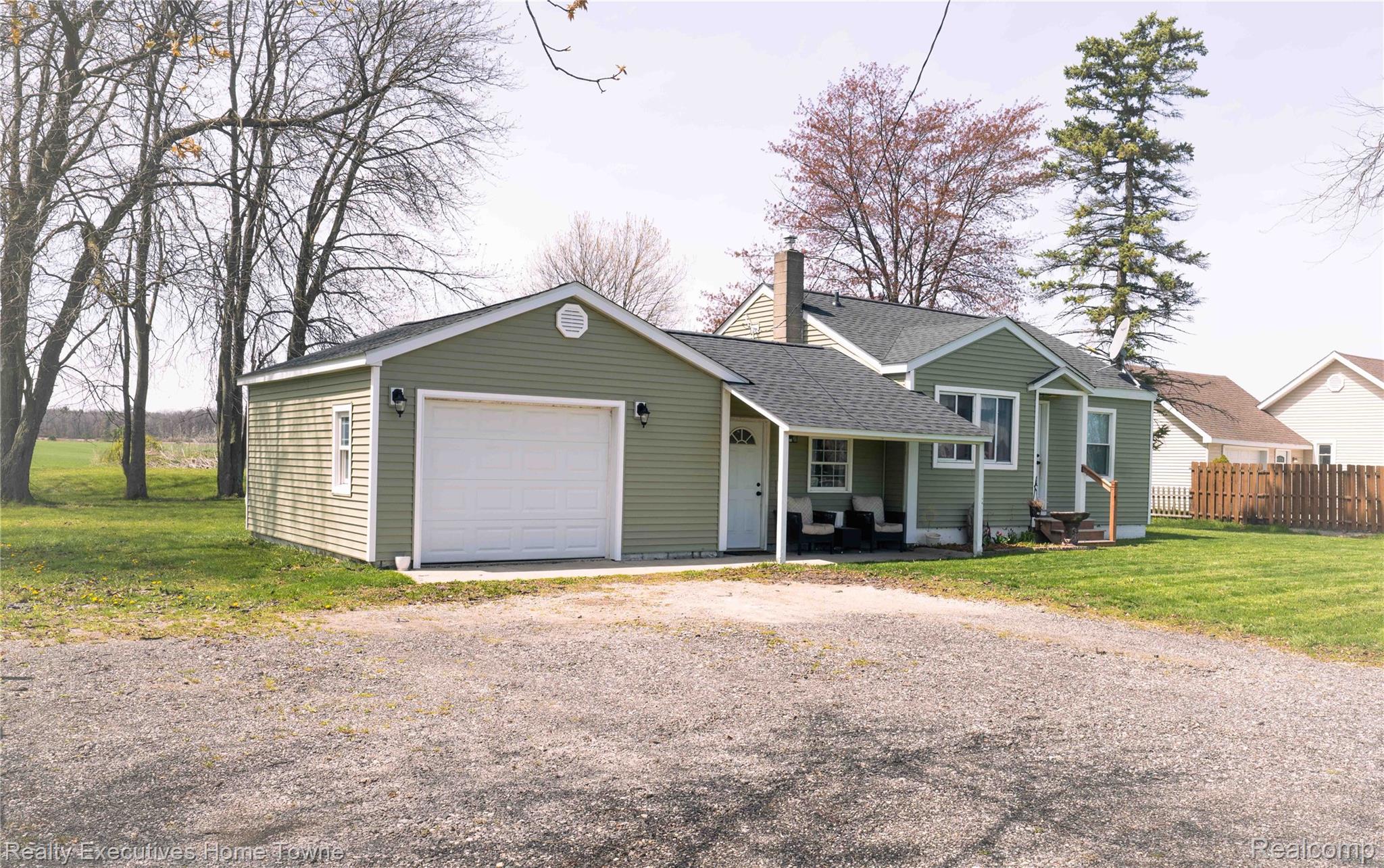 5017 North Road North Street, MI 48049 - Photo 20 of 27 DSC03161.jpg