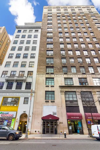 $675,000 | 244 Madison Avenue, Unit 6L | Murray Hill