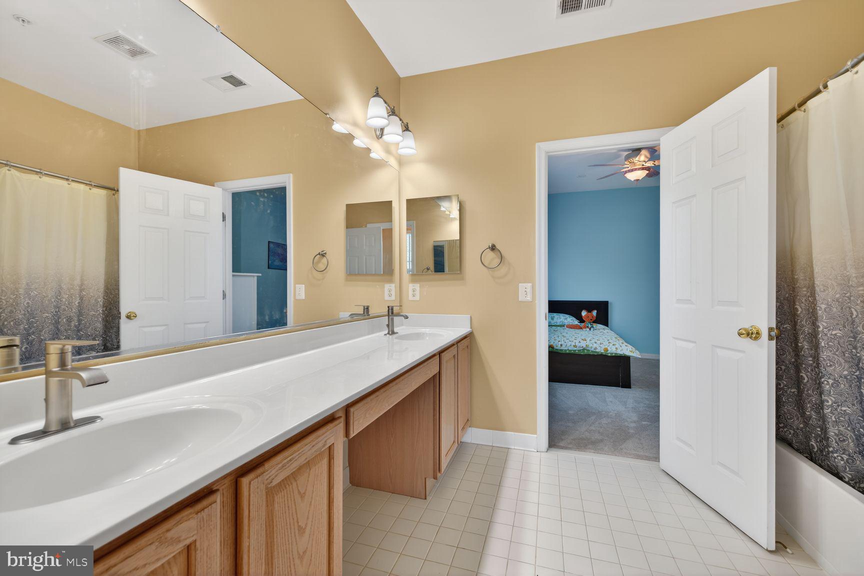 23139 Persimmon Ridge Road Clarksburg, MD 20871 - Photo 13 of 20