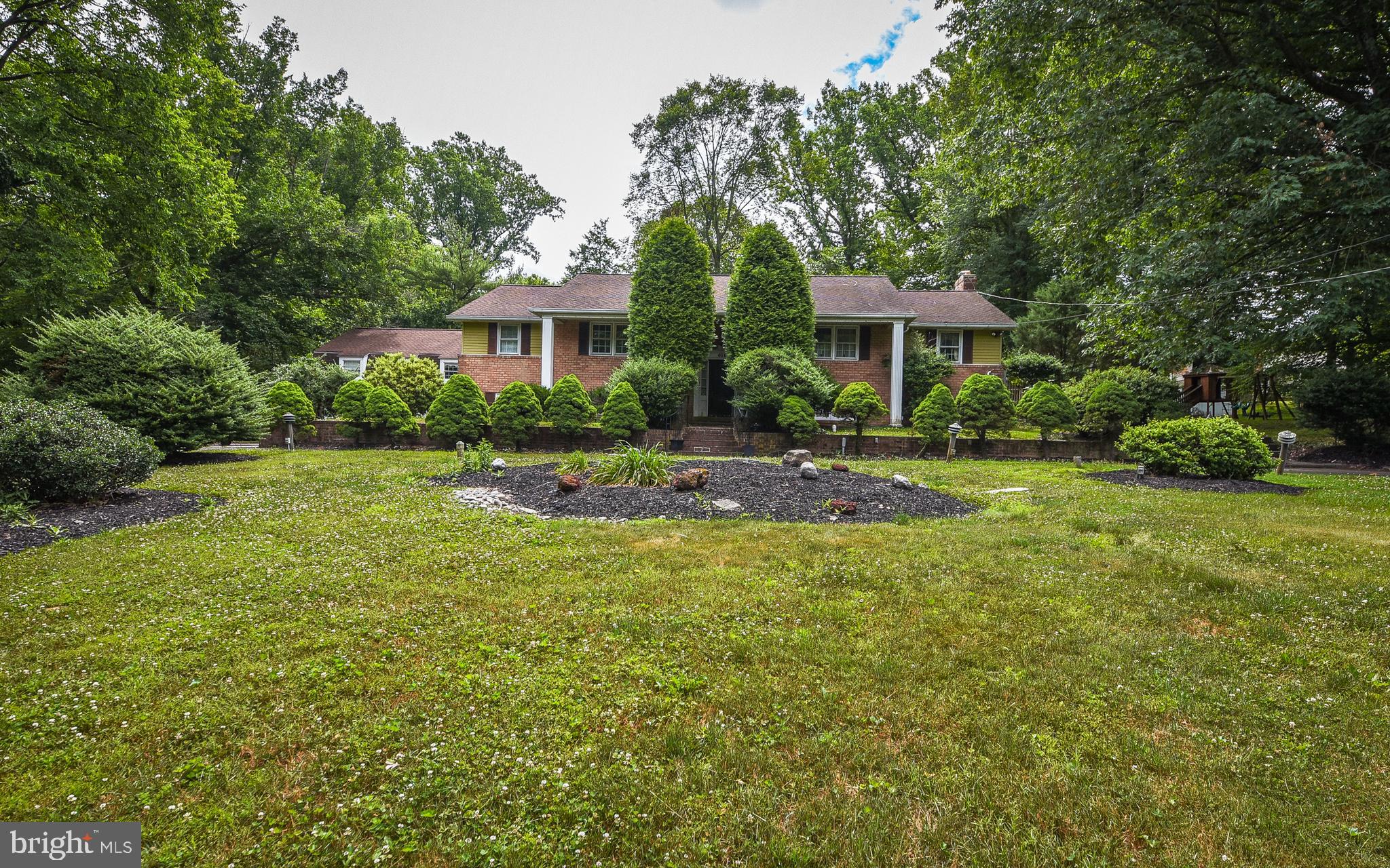 629 Buck Road Holland, PA 18966 - Photo 3 of 57 Gallery Image 3