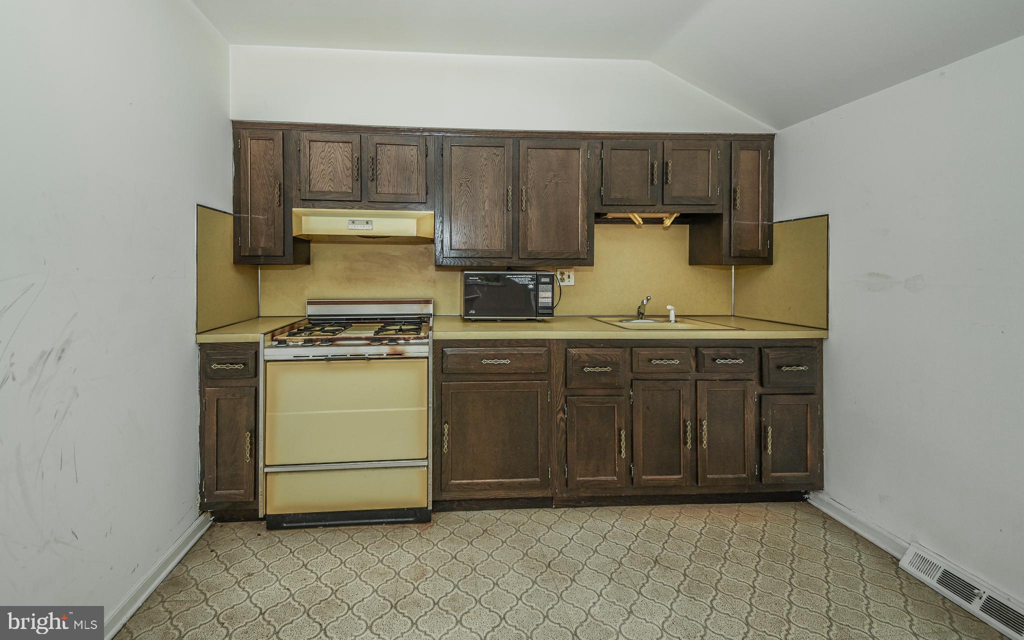 629 Buck Road Holland, PA 18966 - Photo 41 of 57 Gallery Image 41