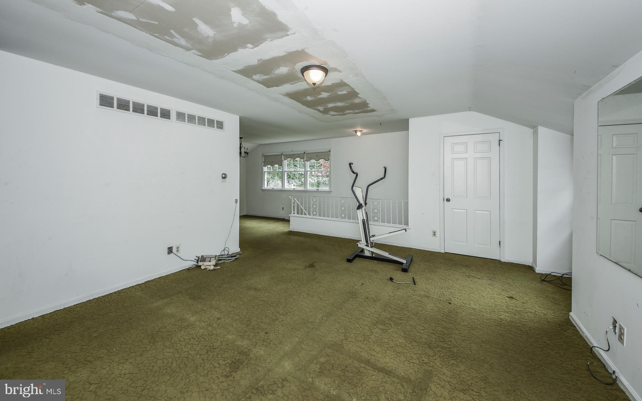 629 Buck Road Holland, PA 18966 - Photo 43 of 57 Gallery Image 43