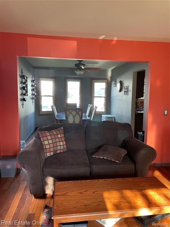 26863 Inverness Street Woodhaven, MI 48183 - Photo 7 of 26