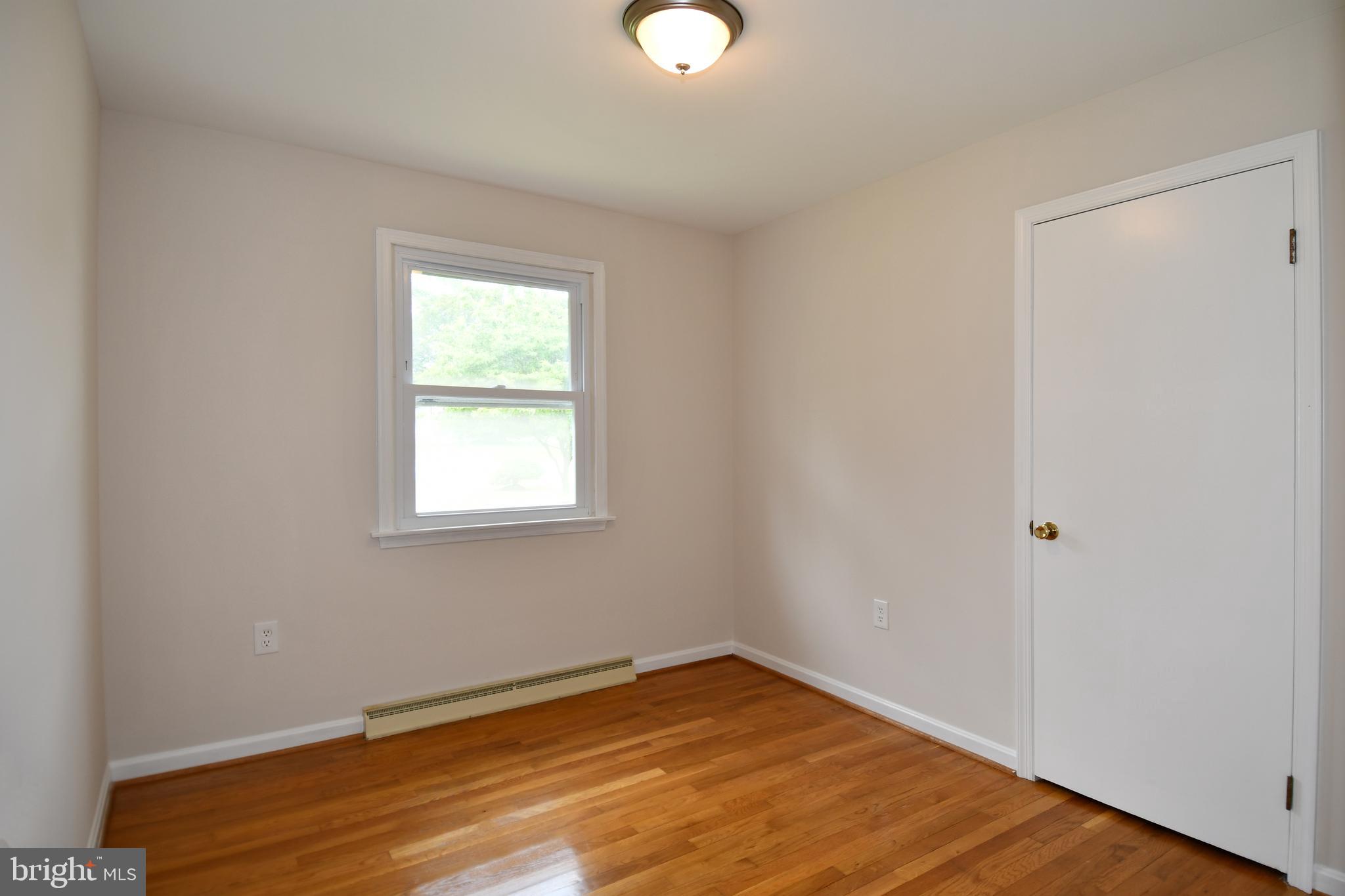 24909 Woodfield School Road Gaithersburg, MD 20882 - Photo 18 of 25 Bedroom 3