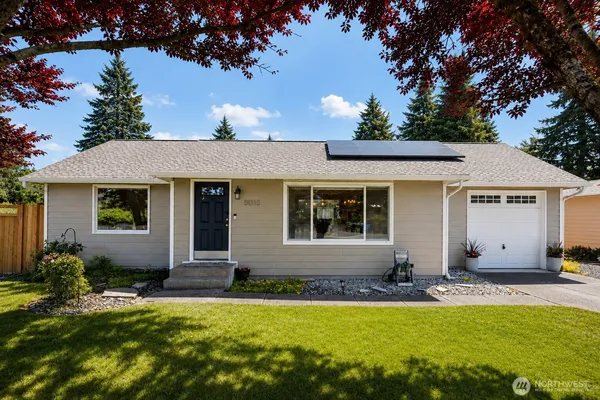 $850,000 | 5011 Seahurst Avenue, Everett, WA 98203
