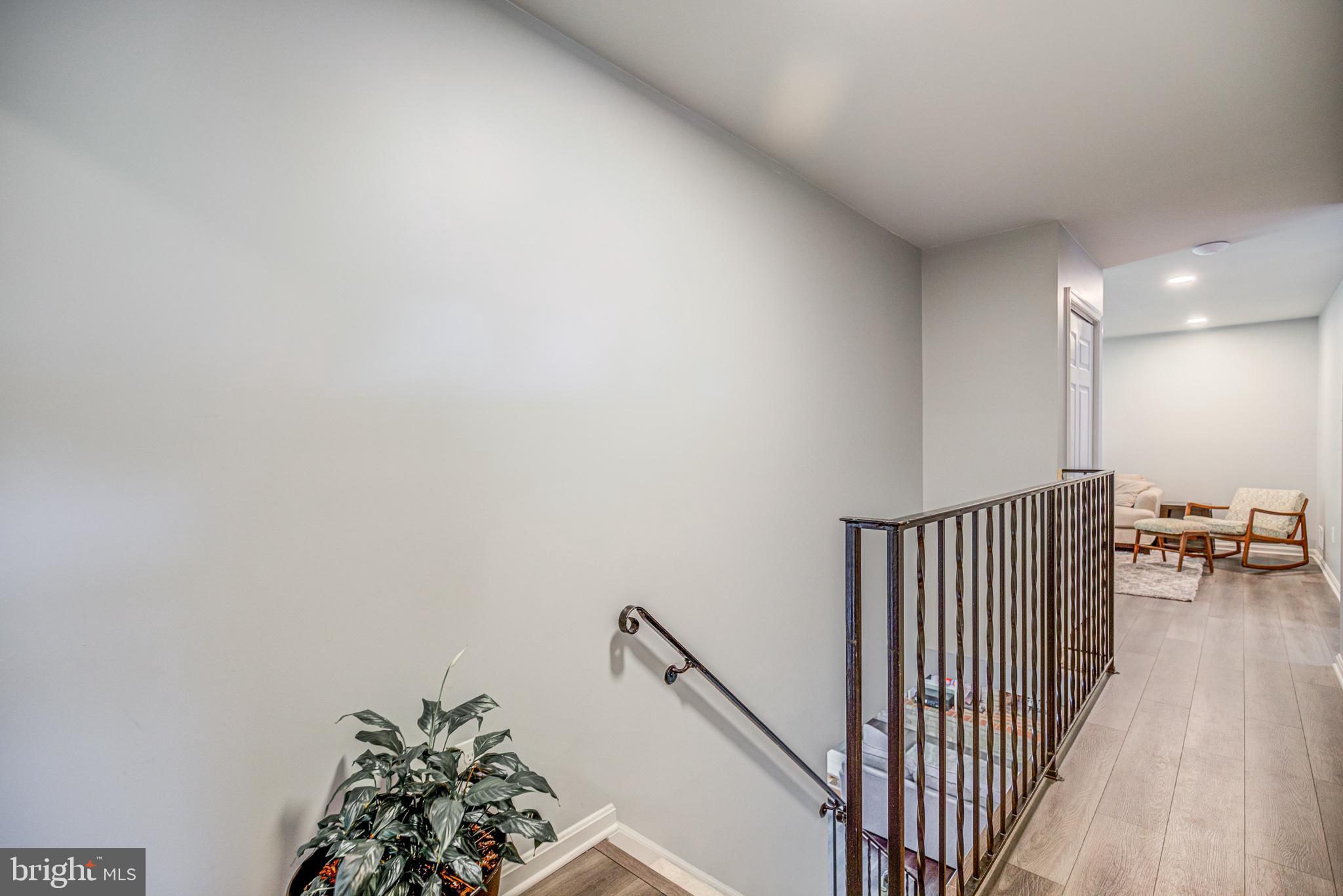 7307 Reservation Drive Springfield, VA 22153 - Photo 15 of 47 Entry