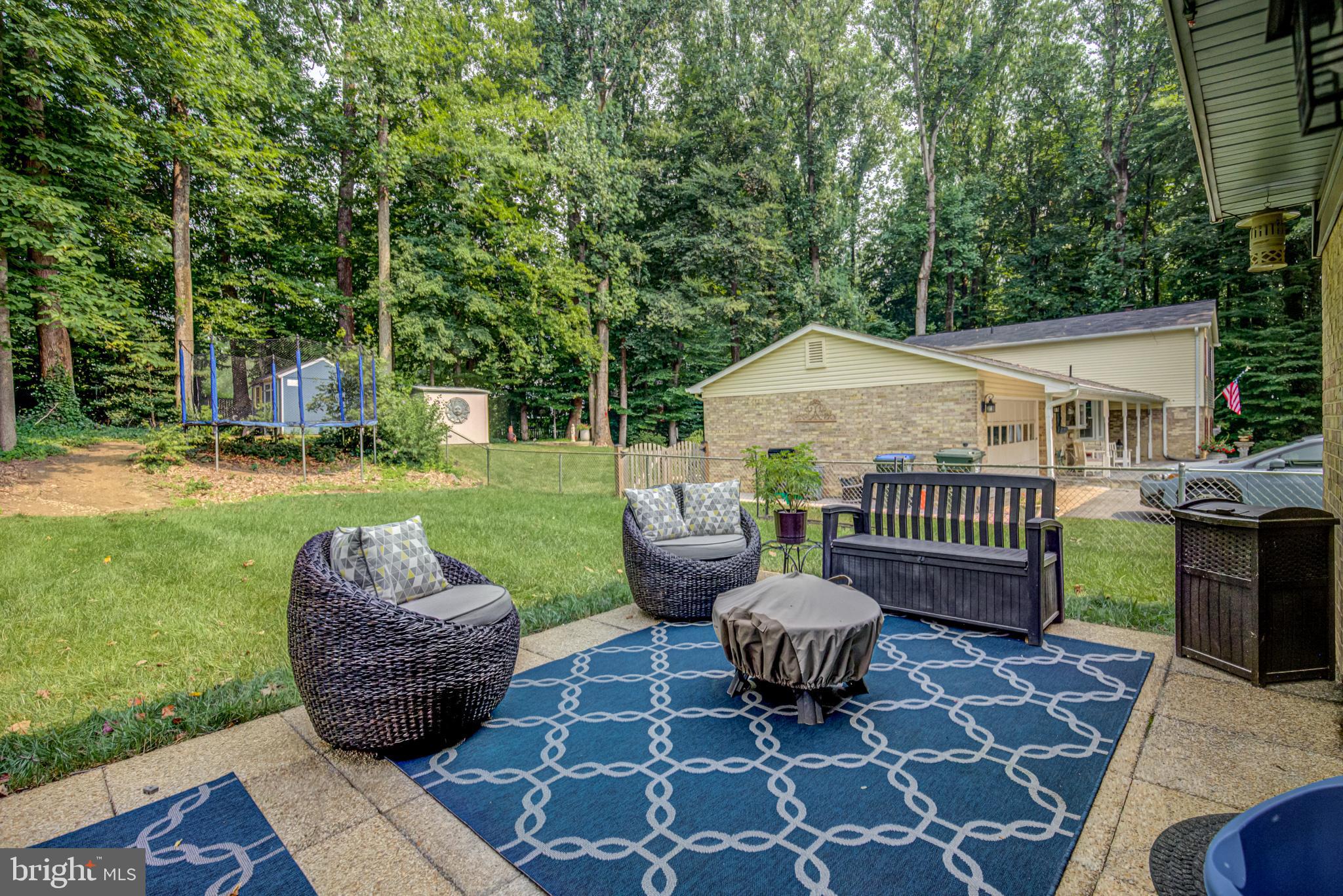 7307 Reservation Drive Springfield, VA 22153 - Photo 10 of 47 Gather here with privacy