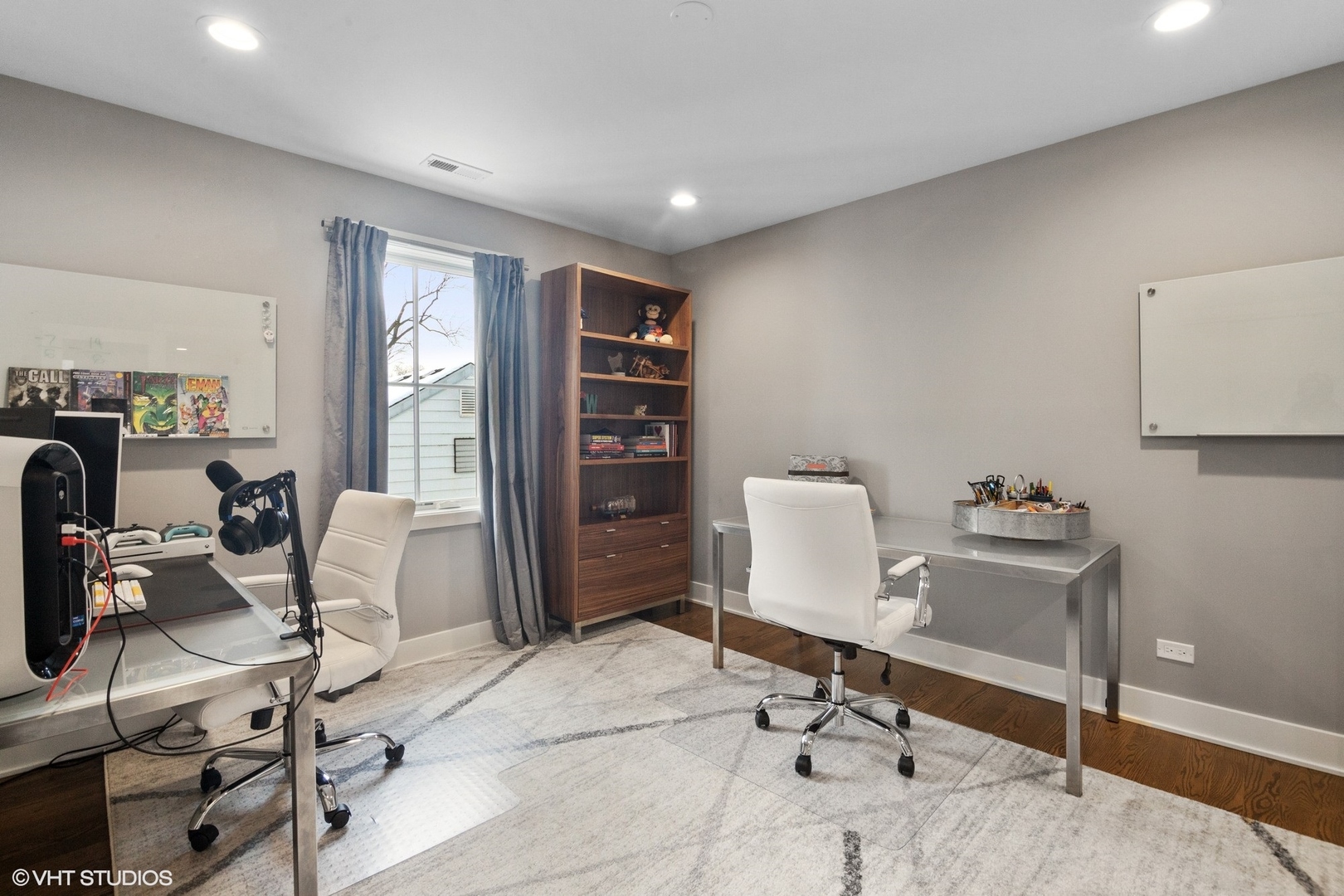 933 Echo Lane Glenview, IL 60025 - Photo 21 of 28 a workspace with furniture and window